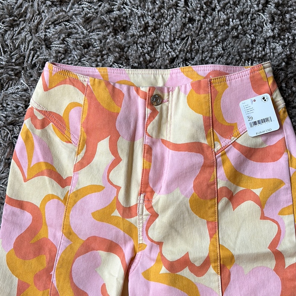 CRVY Wild Honey printed flare Jean - size 29 NWT - Picture 8 of 8